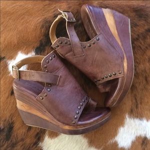 Bed Stu Leather Wedges